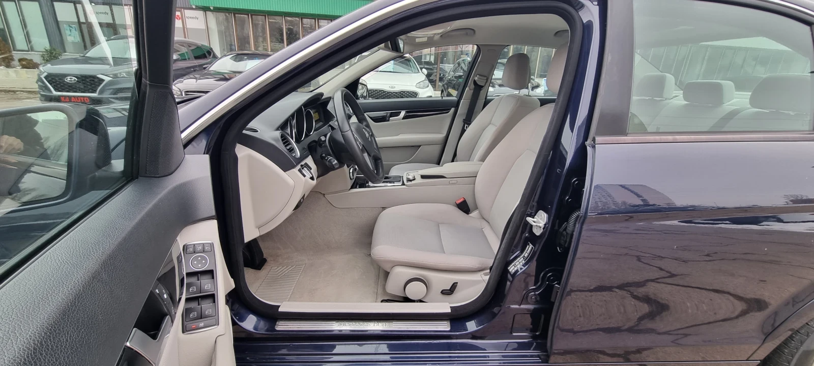 Mercedes-Benz C 200 CDI 136k.c UNIKAT ITALIA EURO 5 - изображение 7
