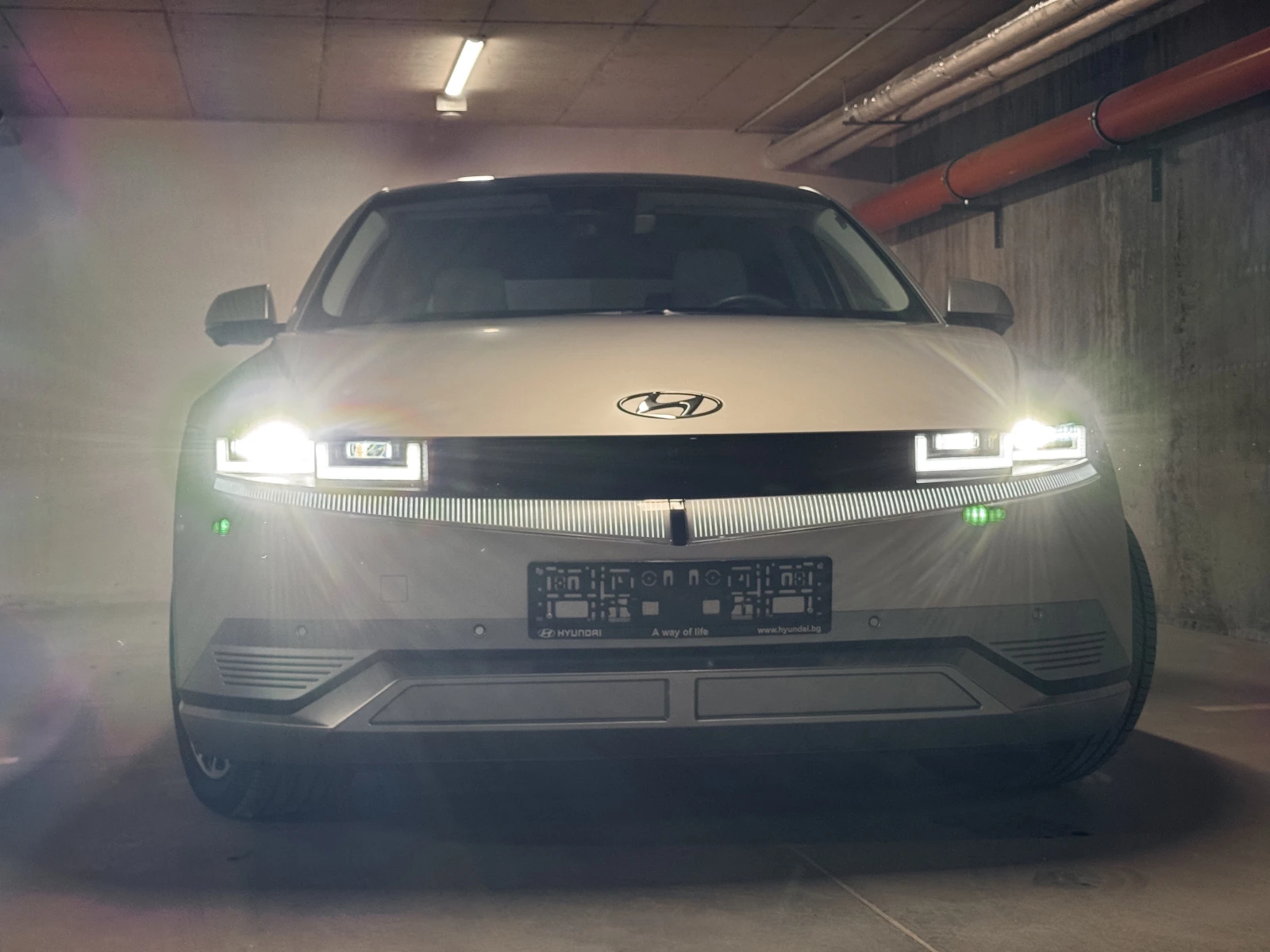 Hyundai Ioniq 5 PANO/HUD/BOSE/360 - изображение 4