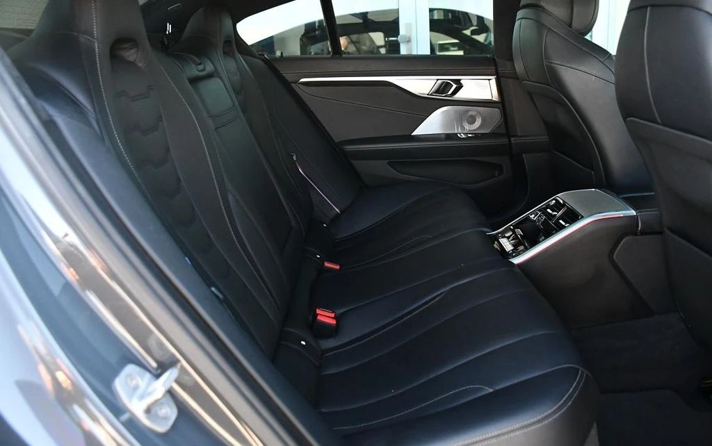 BMW 850 i Gran Coupe xDrive - изображение 8