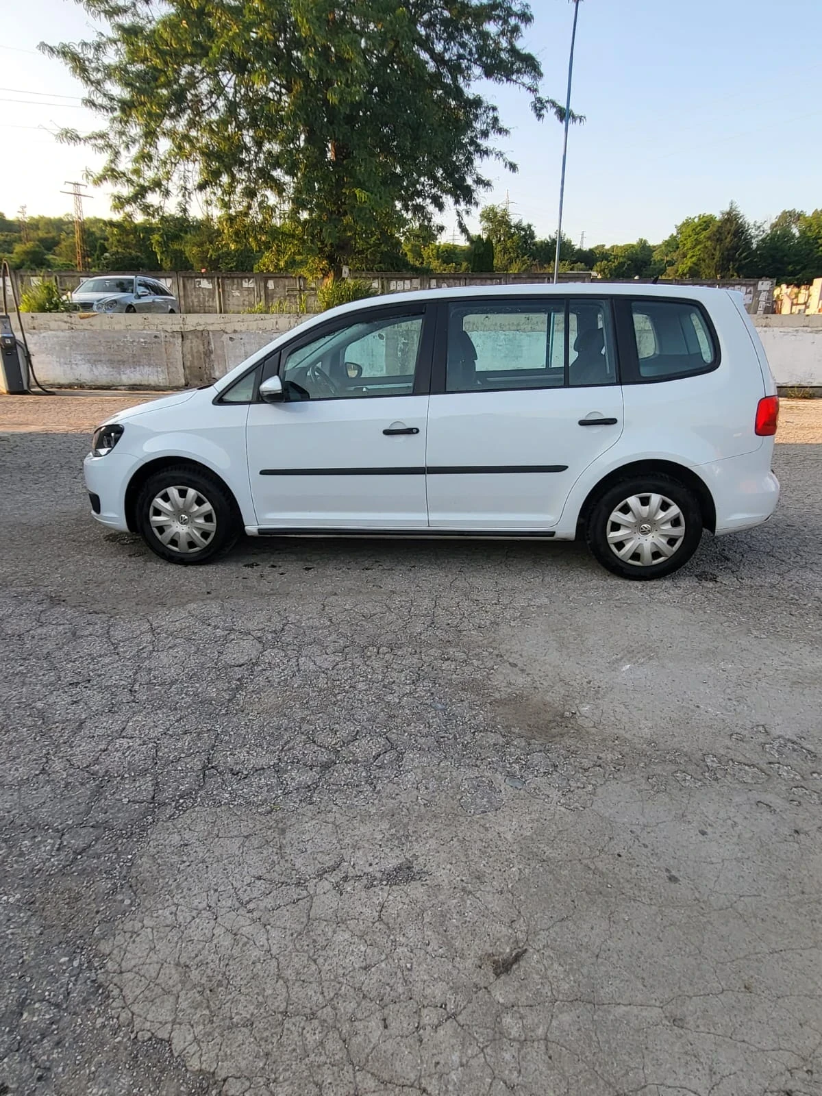 VW Touran 1.6tdi  - изображение 8