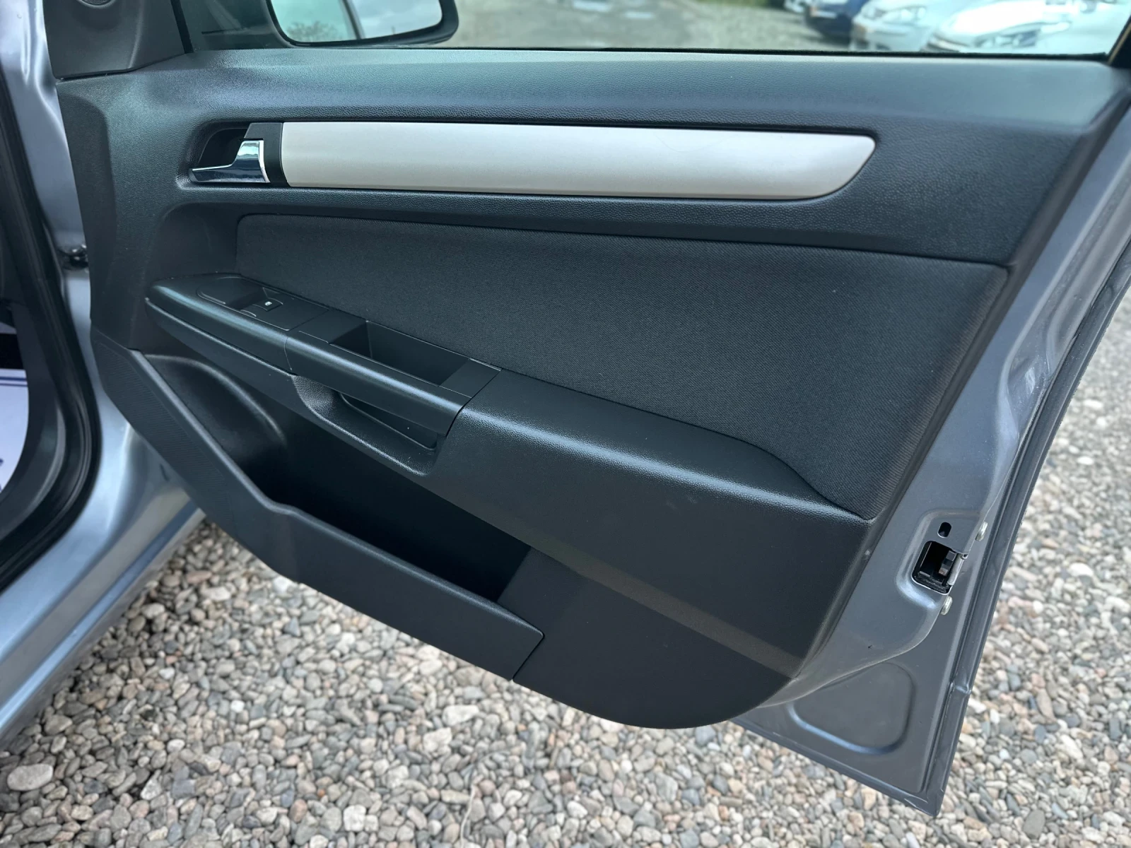 Opel Astra 1.3CDTi 90kc 6 �������� ���� ������ | Mobile.bg � ����������� 12