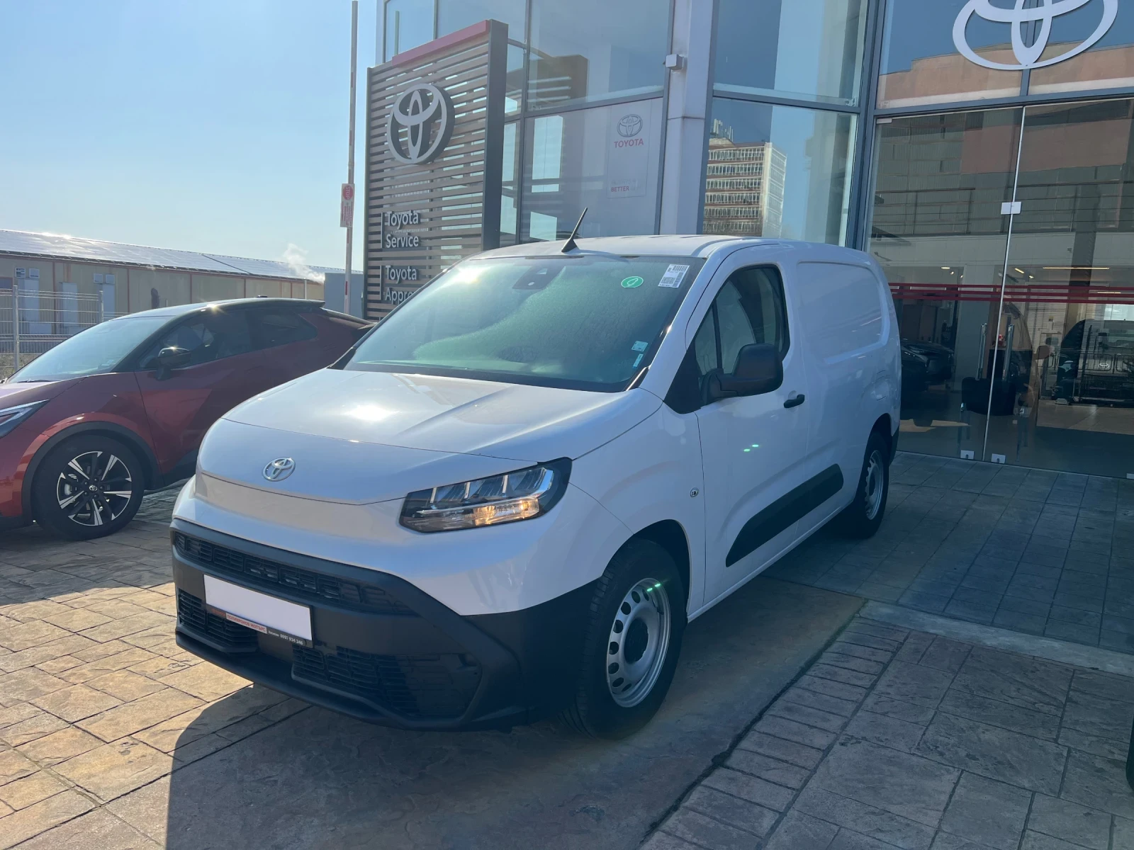Toyota Proace City Full Electric L2 Comfort, снимка 4 - Автомобили и джипове - 53858149