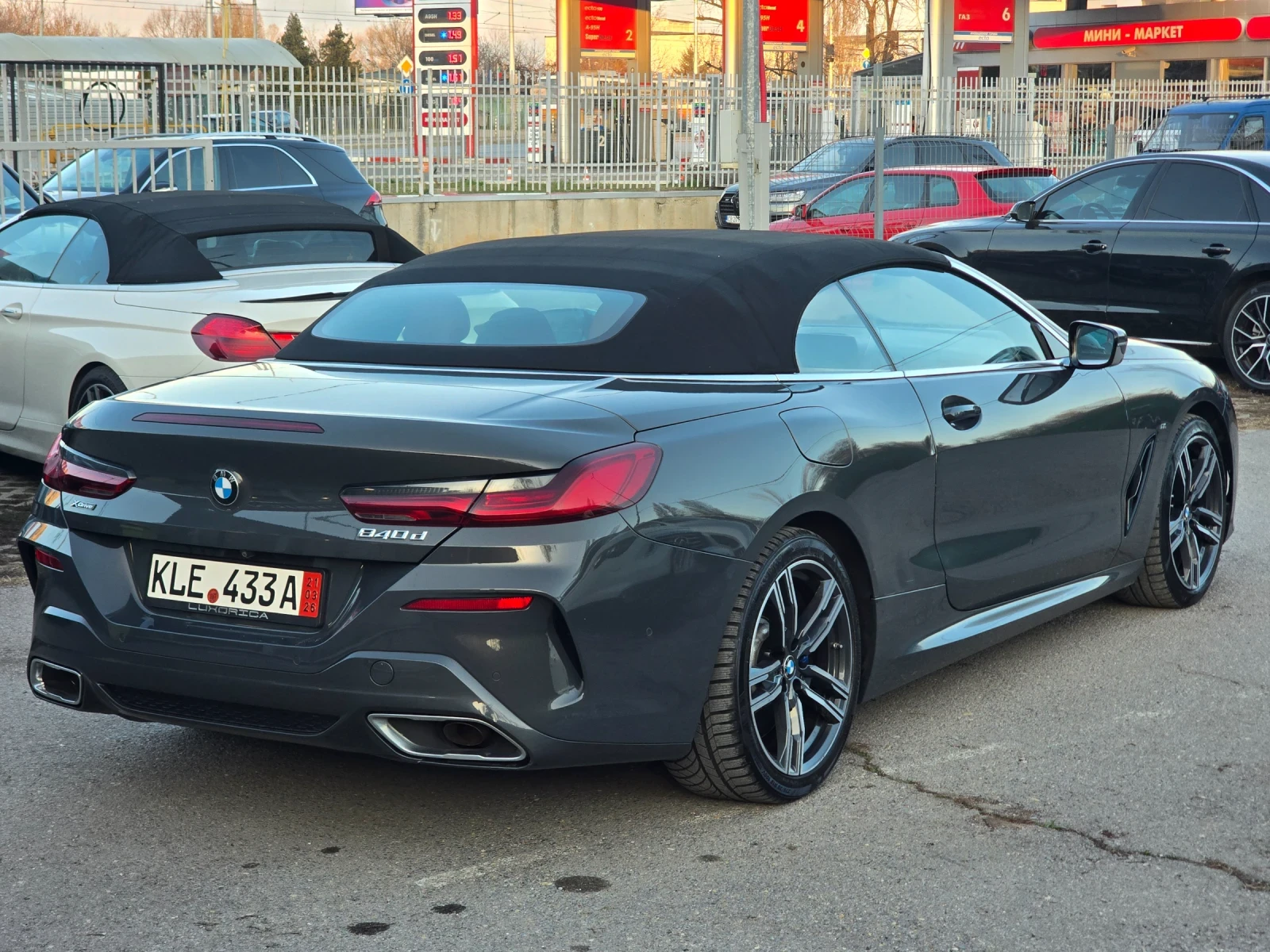 BMW 840 XD / M Пакет / SWAROVSKI / БАРТЕР ЛИЗИНГ, снимка 3 - Автомобили и джипове - 53856464