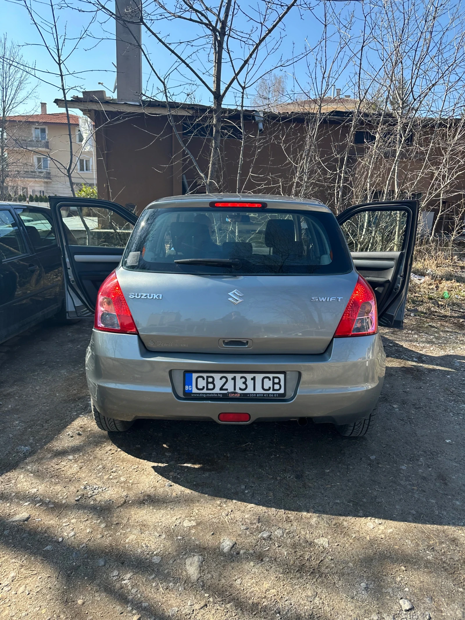 Suzuki Swift, снимка 11 - Автомобили и джипове - 53866251