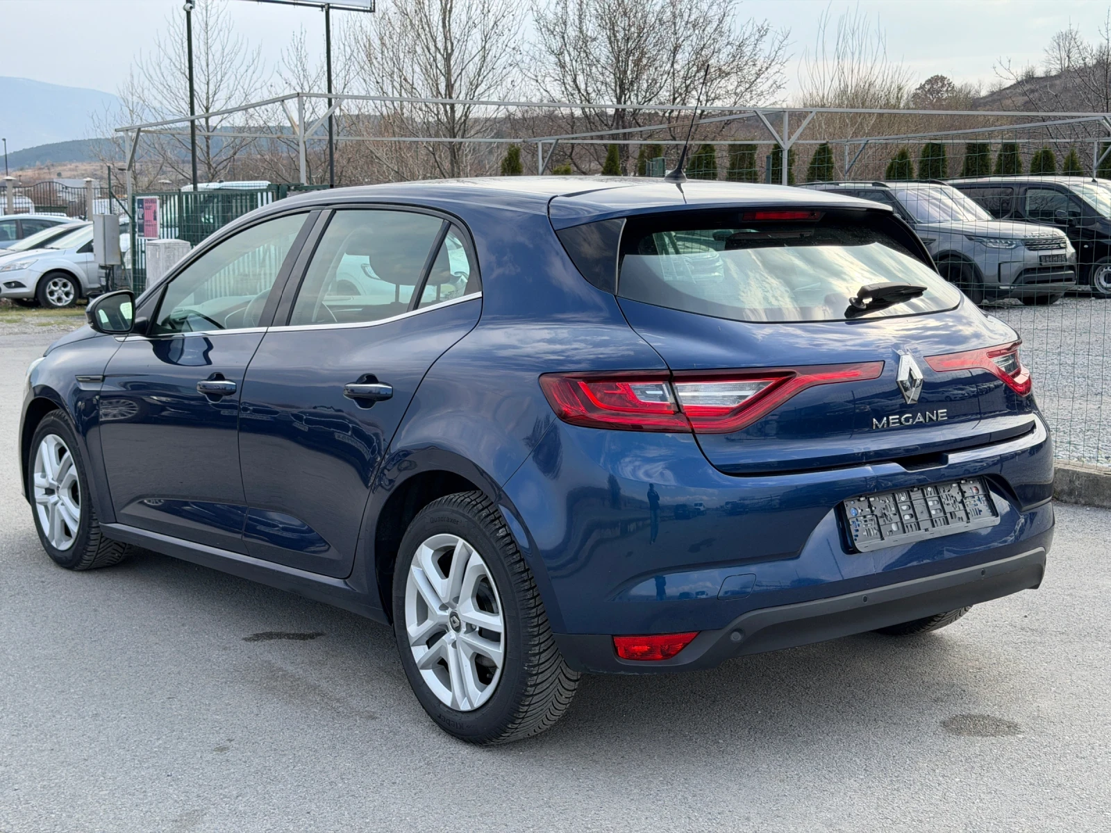 Renault Megane 1.5 DCI, снимка 4 - Автомобили и джипове - 53885600