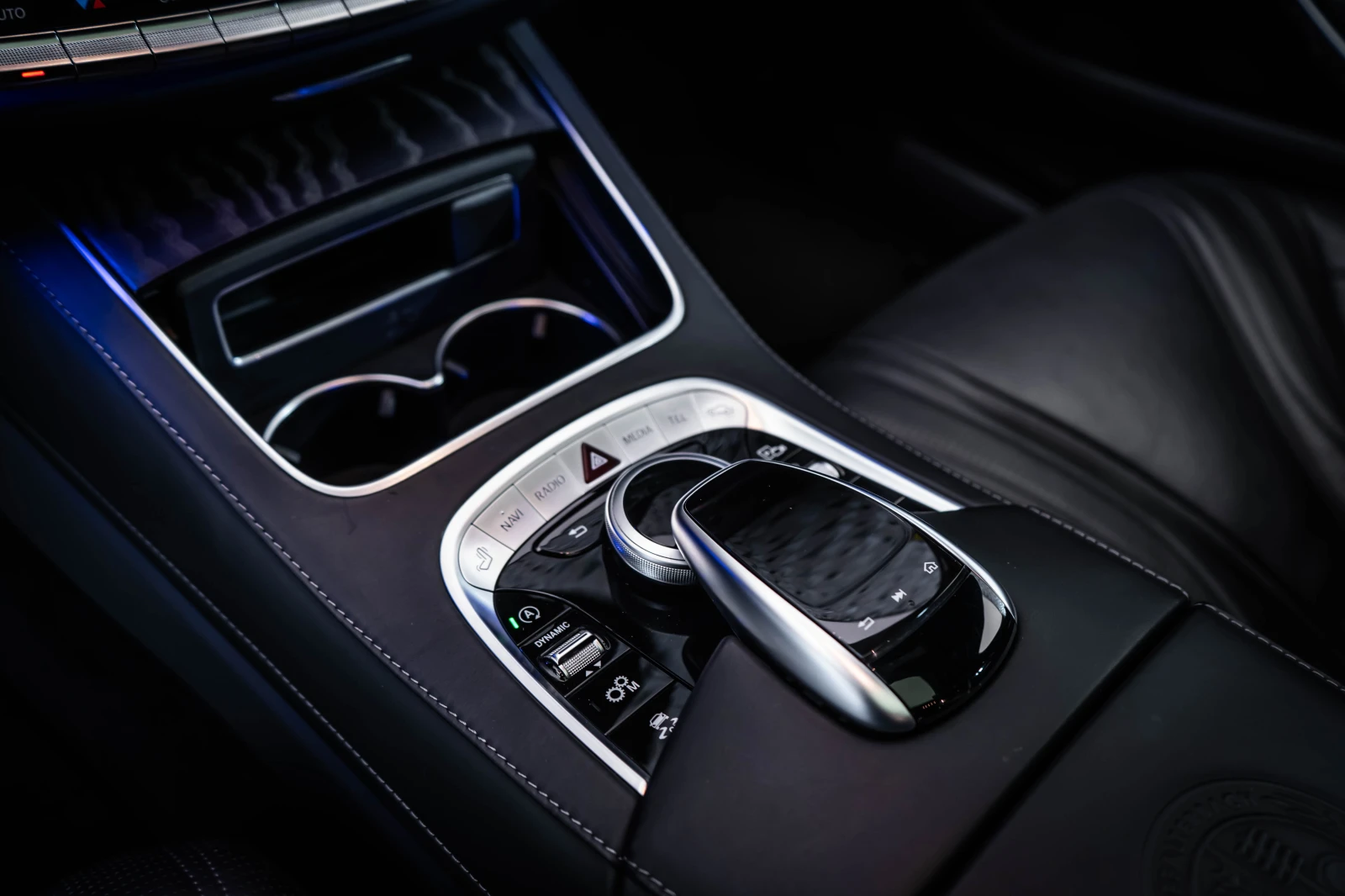 Mercedes-Benz S 63 AMG Carbon* Burmester* 360* TV, снимка 9 - Автомобили и джипове - 54067855