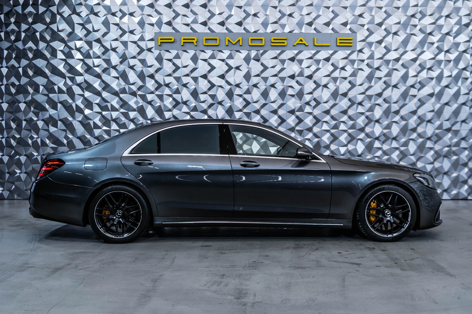 Mercedes-Benz S 63 AMG Carbon* Burmester* 360* TV, снимка 6 - Автомобили и джипове - 54067855