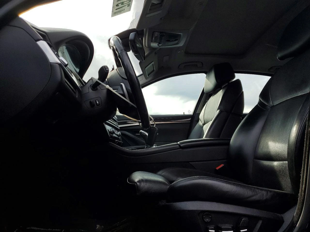 BMW 535 XDRIVE С РЕГИСТРАЦИЯ & АВТО КРЕДИТ , снимка 10 - Автомобили и джипове - 54068724