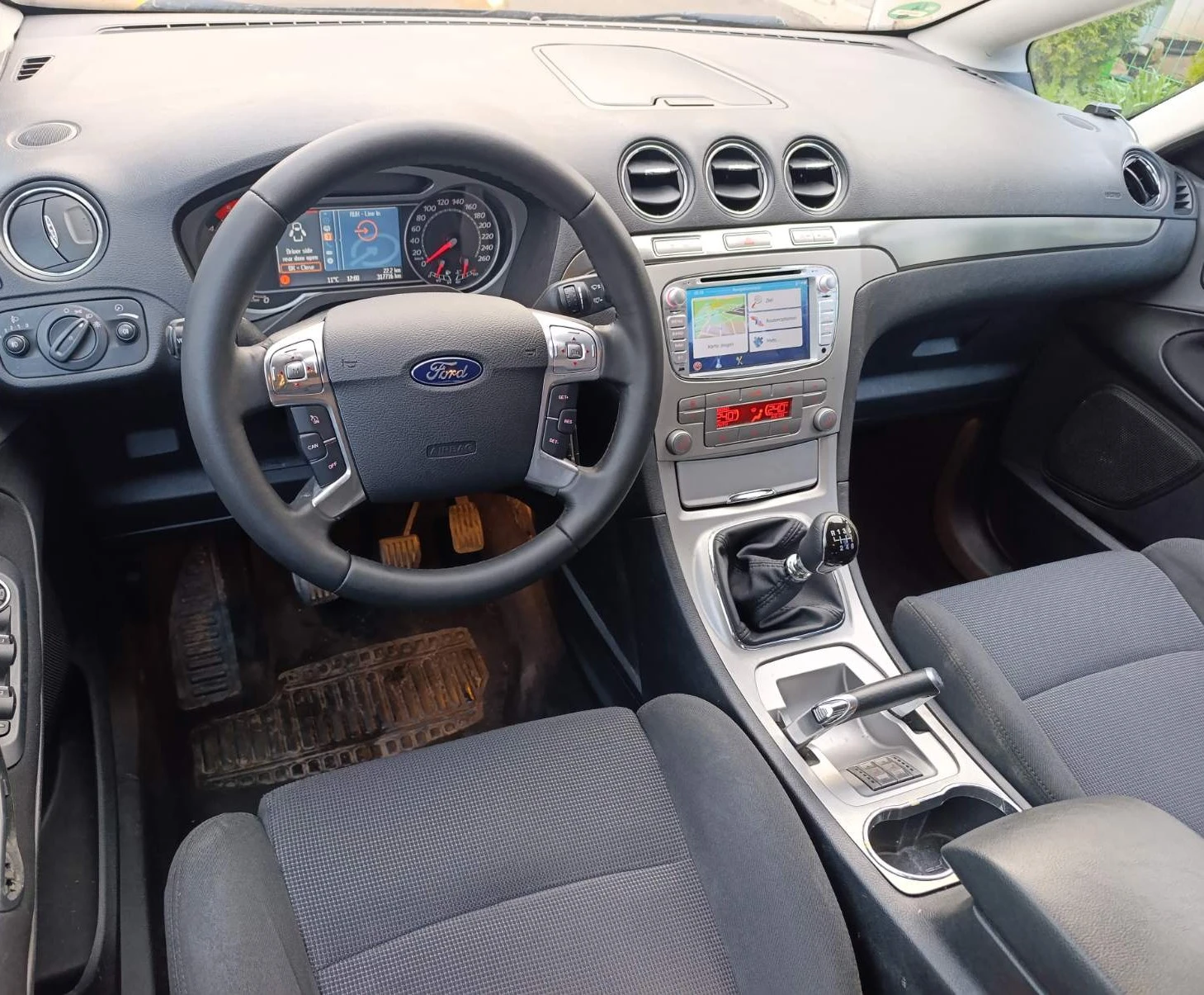 Ford S-Max Нов внос от Германия , снимка 12 - Автомобили и джипове - 54091806