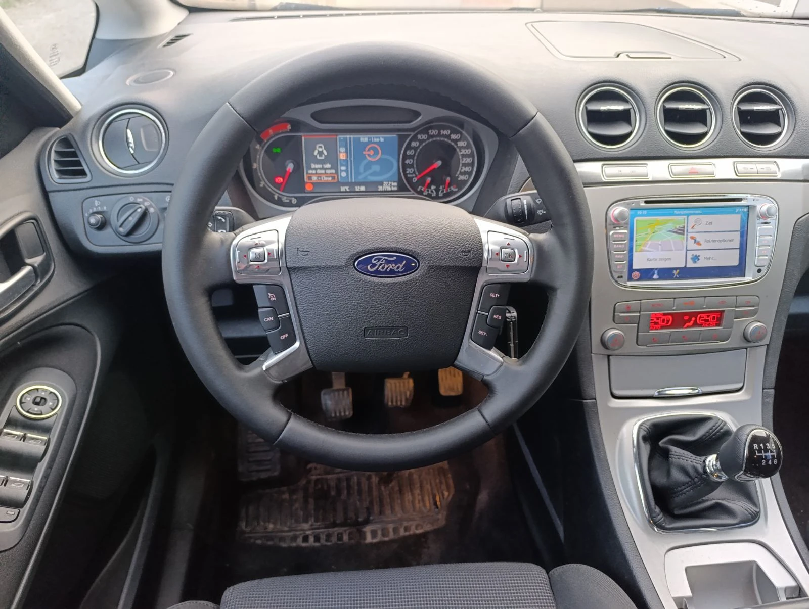 Ford S-Max Нов внос от Германия , снимка 10 - Автомобили и джипове - 54091806