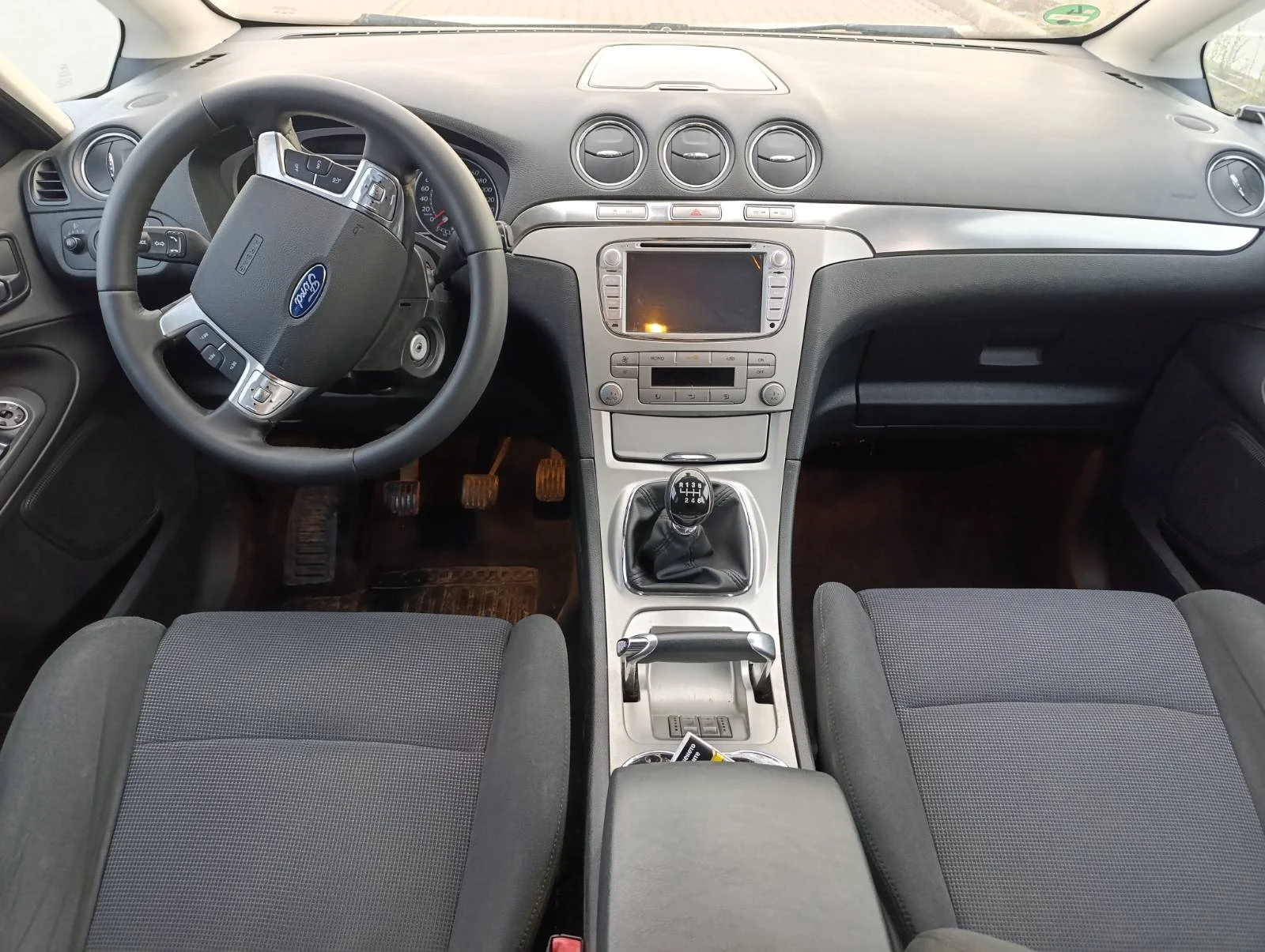 Ford S-Max Нов внос от Германия , снимка 14 - Автомобили и джипове - 54091806