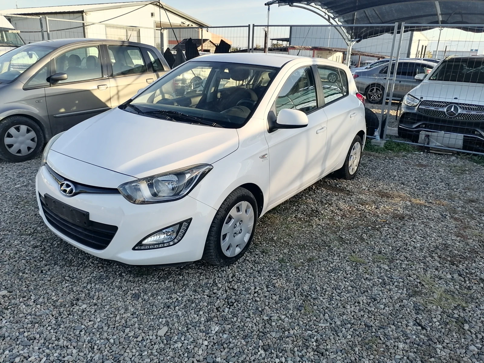 Hyundai I20 АГУ, снимка 4 - Автомобили и джипове - 54161461