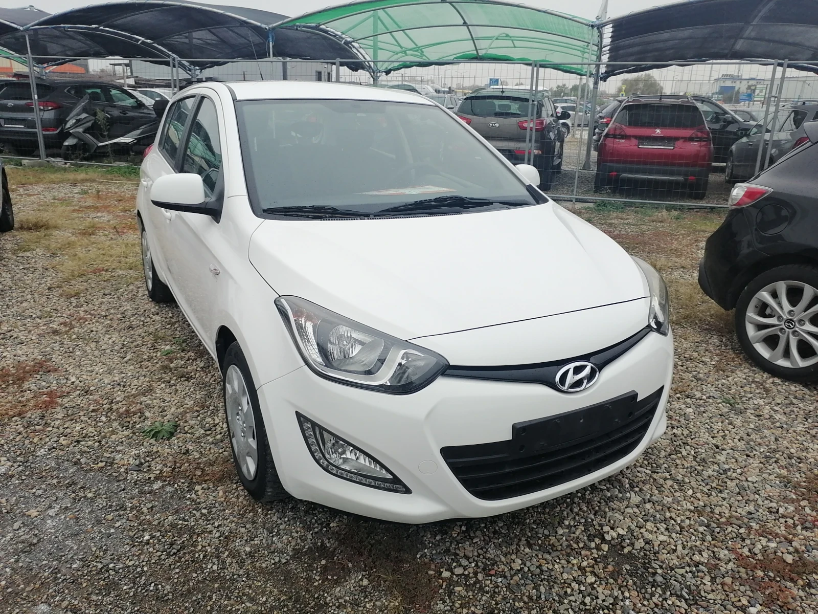 Hyundai I20 АГУ, снимка 3 - Автомобили и джипове - 54161461