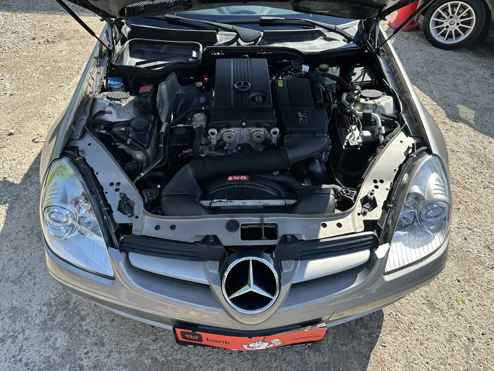 Mercedes-Benz SLK 2.0Kompressor Kабрио Автоматик, снимка 17 - Автомобили и джипове - 54428806
