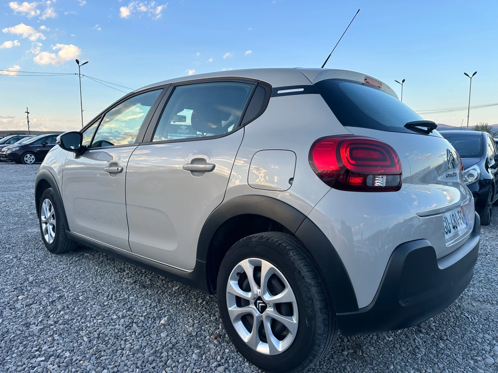 Citroen C3 2021/11M 1.2i 83HP NewFace 44000km* * * TOP NEW* *, снимка 2 - Автомобили и джипове - 54441108