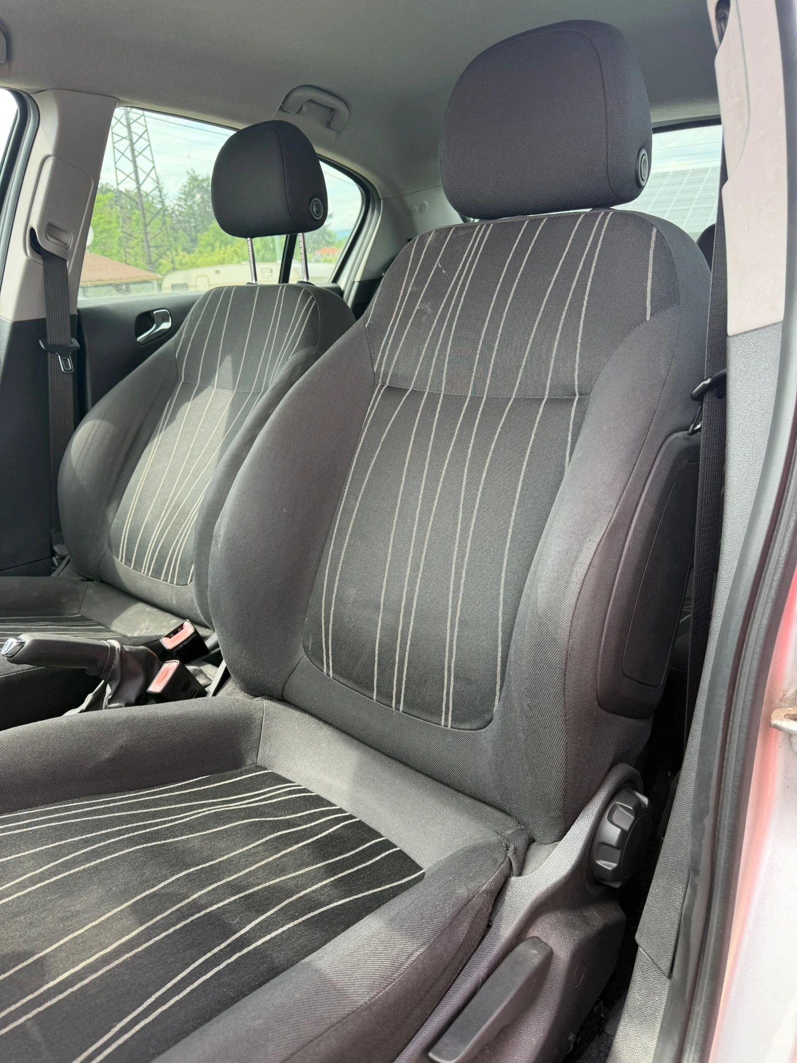 Opel Corsa 1.2i , снимка 10 - Автомобили и джипове - 54545866