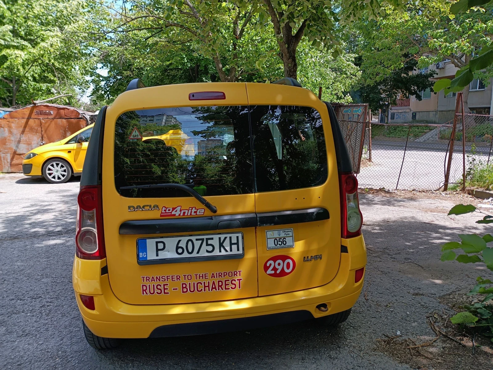 Dacia Logan, снимка 3 - Автомобили и джипове - 54721502