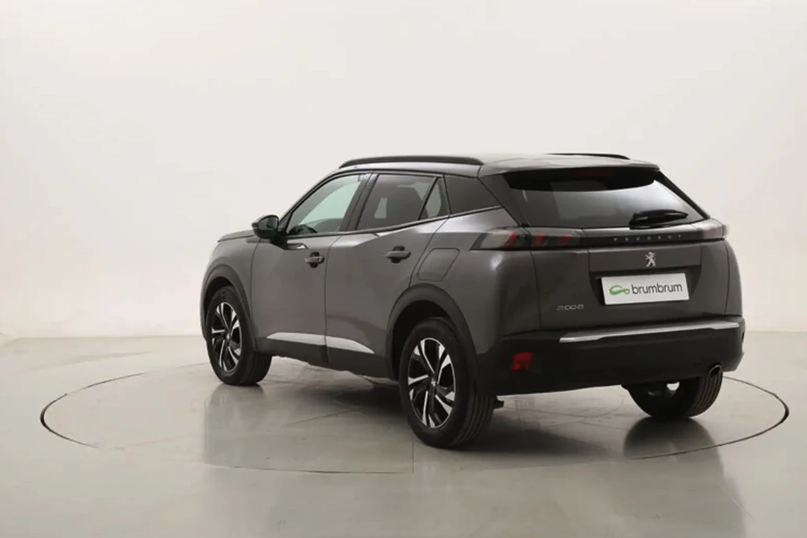 Peugeot 2008 Allure 1.5 131, снимка 4 - Автомобили и джипове - 55221860