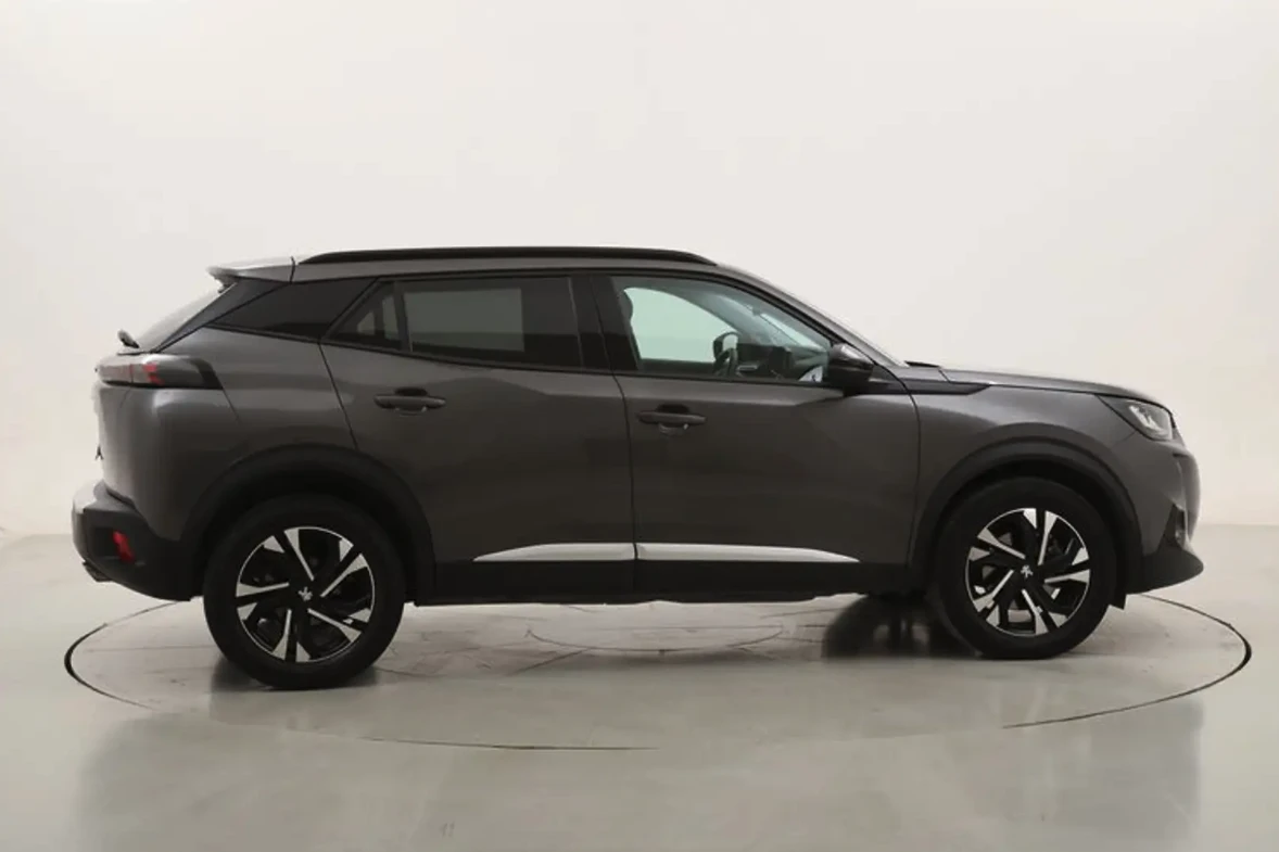 Peugeot 2008 Allure 1.5 131, снимка 7 - Автомобили и джипове - 55221860