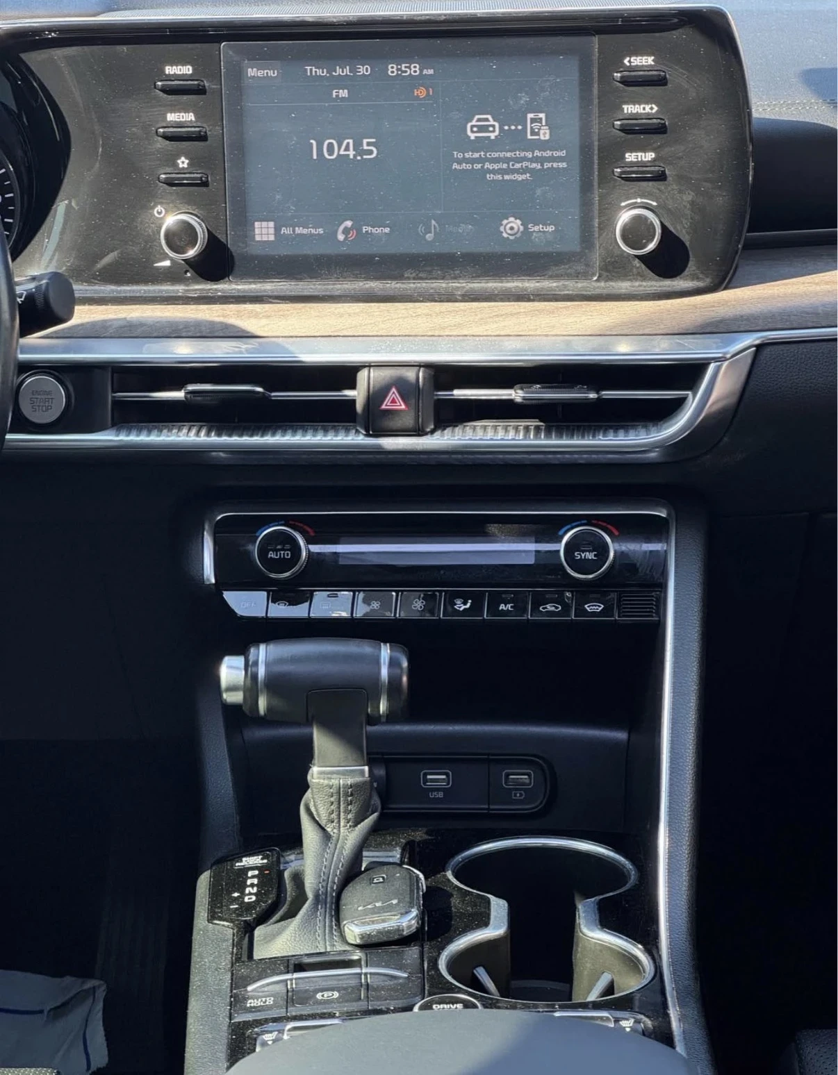 Kia K5 EX | AWD | АВТОМАТИК | 1.6 | CARFAX | , снимка 6 - Автомобили и джипове - 55627693