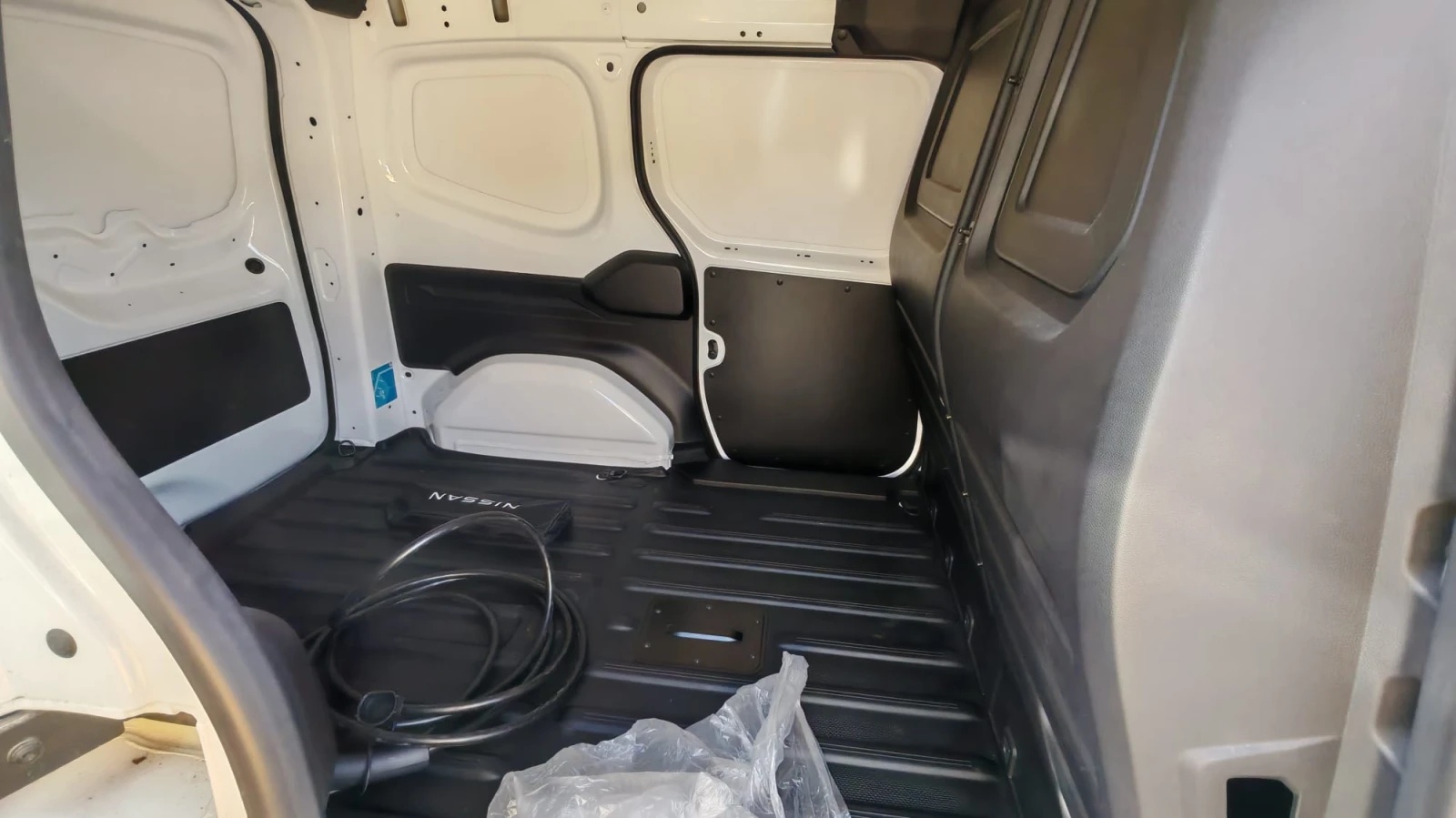 Nissan Townstar ЧИСТО НОВ, снимка 7 - Автомобили и джипове - 55849400