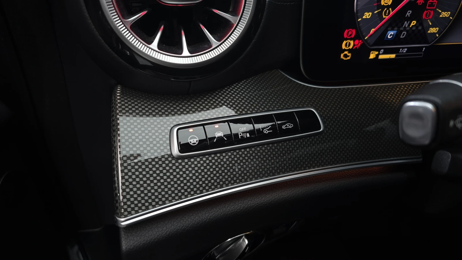 Mercedes-Benz E 53 AMG BURMESTER 360 HUD ��� ������ ����* encareu.com | Mobile.bg � ����������� 17