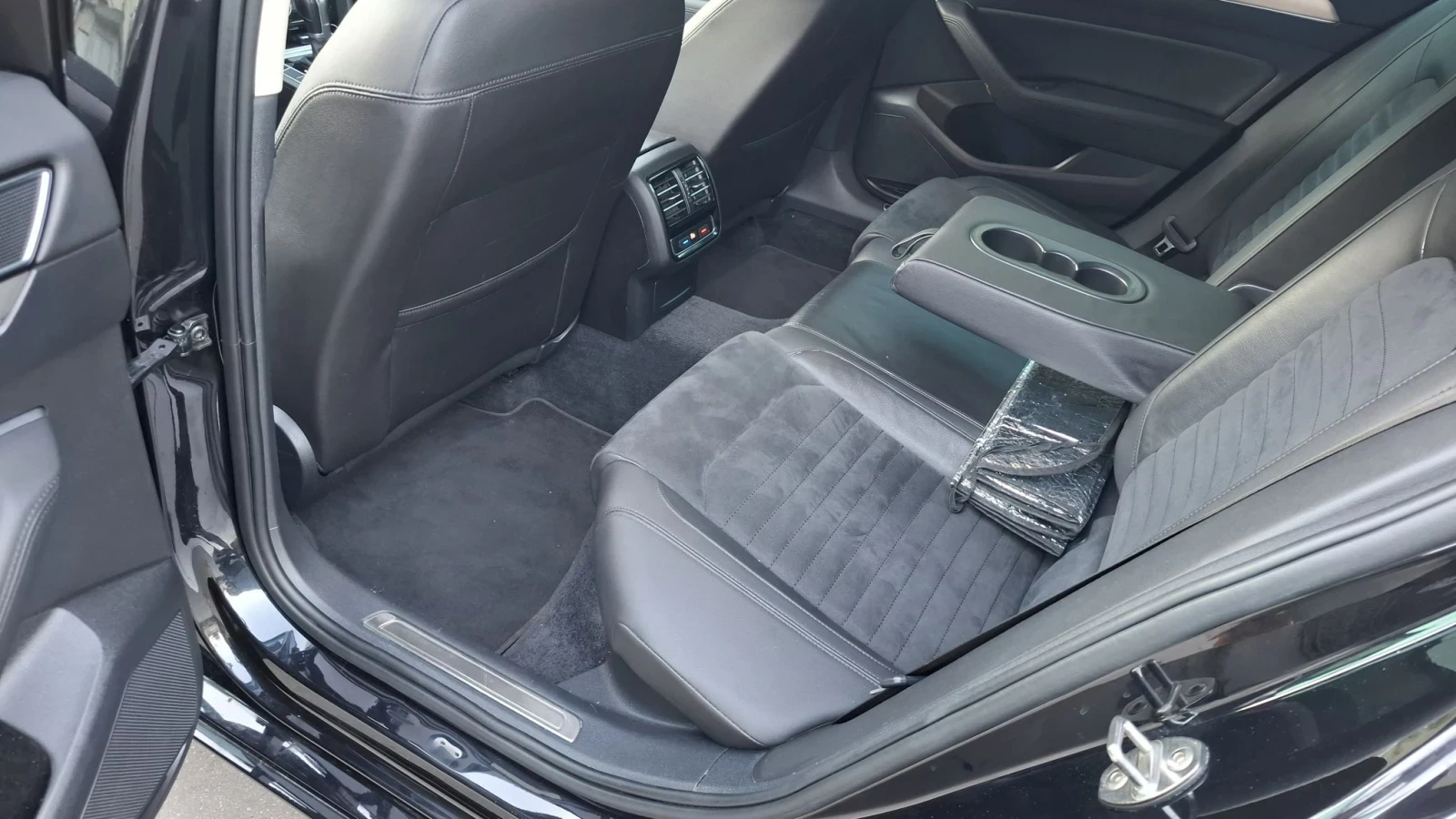 VW Passat 2.0 tdi highline. , снимка 15 - Автомобили и джипове - 56738325