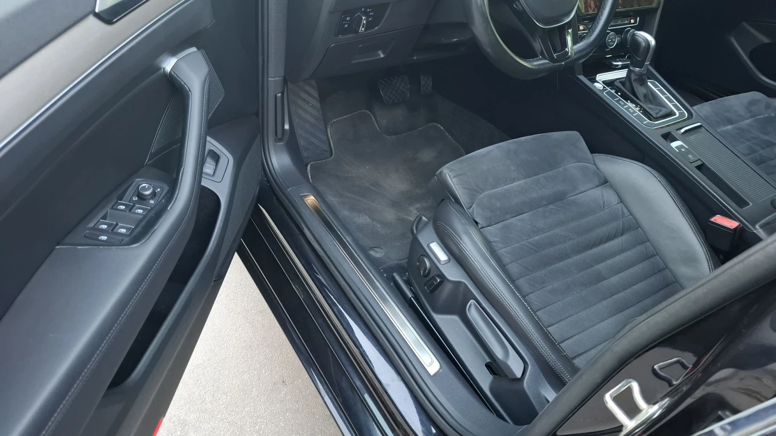 VW Passat 2.0 tdi highline. , снимка 11 - Автомобили и джипове - 56738325