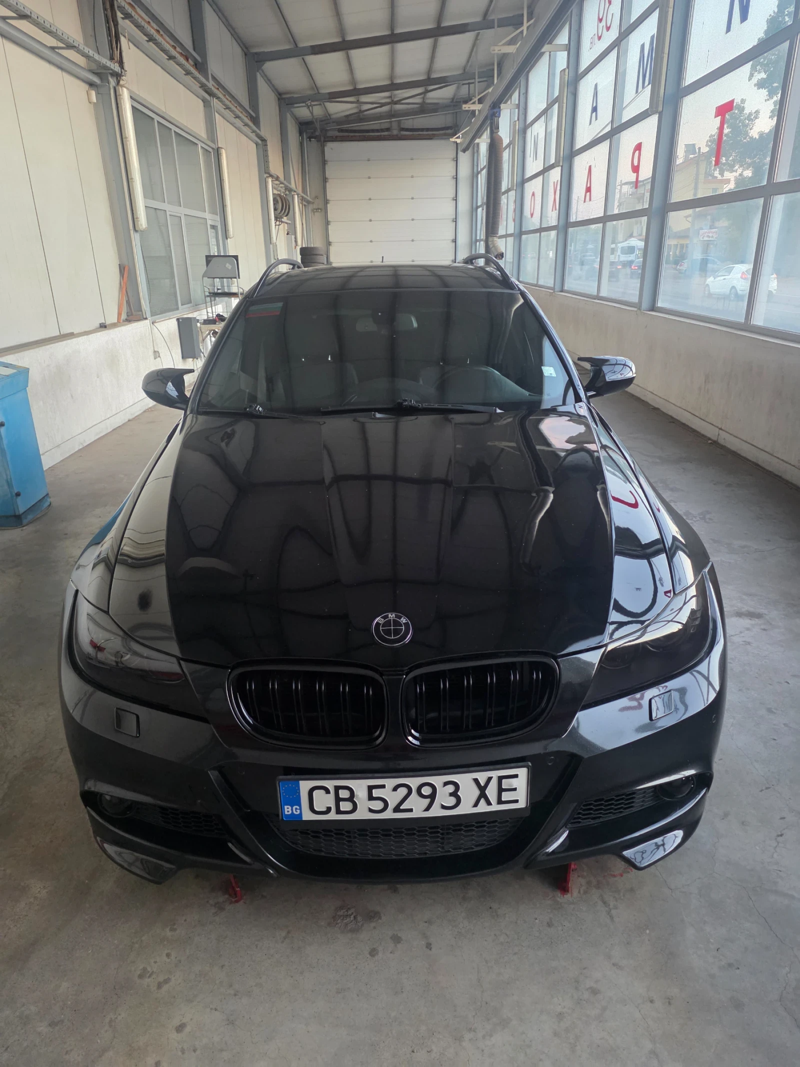 BMW 335 335d face