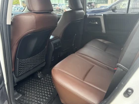 Toyota 4runner SR5* 4WD* КОЖА* ПАНОРАМА* ПОДГРЕВ* , снимка 9