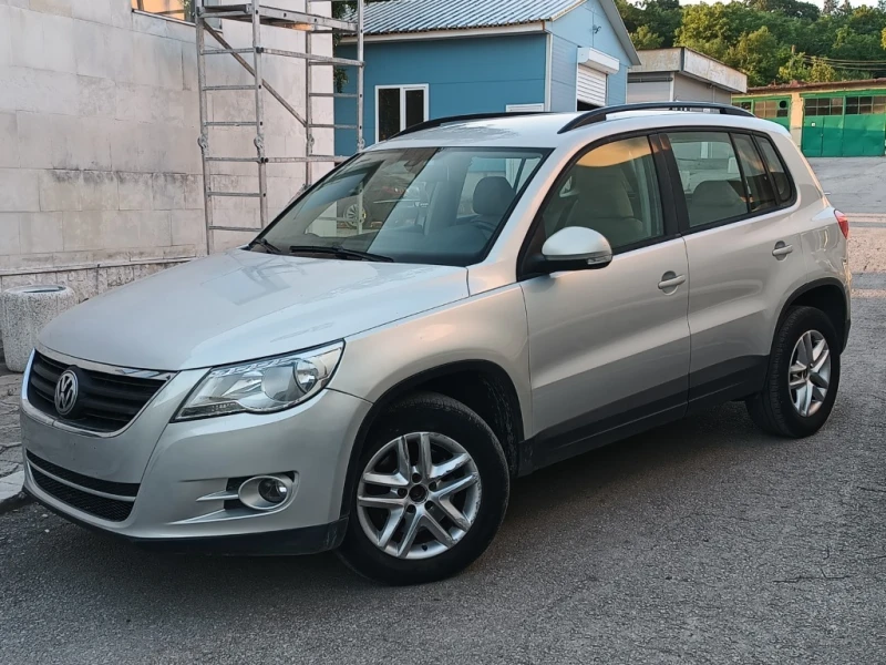 VW Tiguan 2.0 TDI 4x4 AUTOMAT, снимка 2 - Автомобили и джипове - 49211539