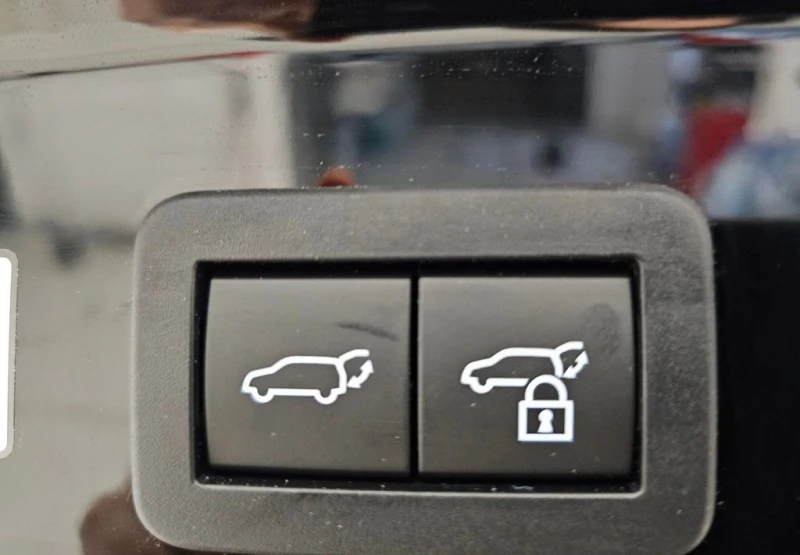 Toyota C-HR 2.0 HEV GR SPORT 4X4 PREMIERE EDITION , снимка 17 - Автомобили и джипове - 52836631