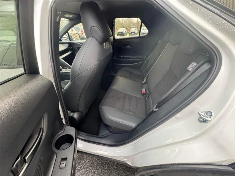 Toyota C-HR 2.0 HEV GR SPORT 4X4 PREMIERE EDITION , снимка 7 - Автомобили и джипове - 52836631