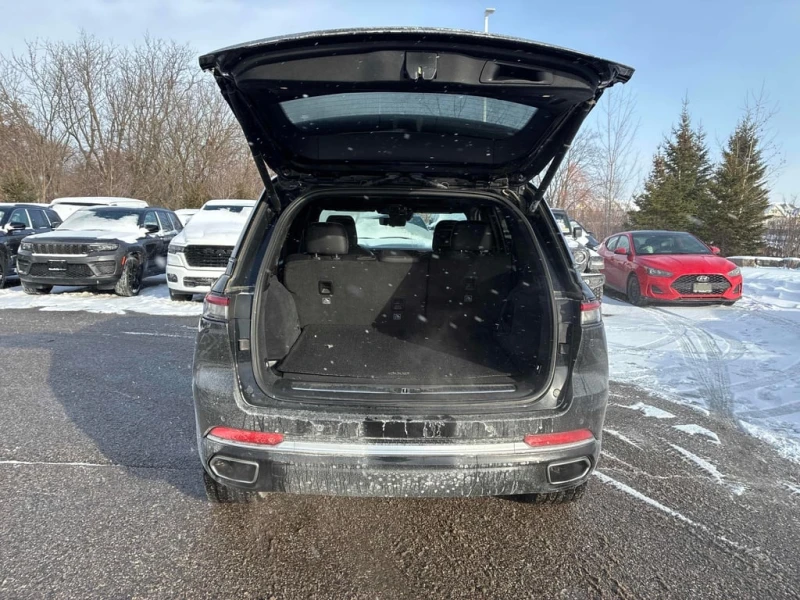 Jeep Grand cherokee * Summit Reserve * CARFAX * БЕЗ ПЪРВОНАЧАЛНА ВНОСК, снимка 15 - Автомобили и джипове - 52940234