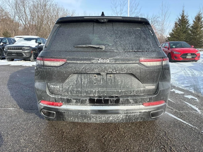 Jeep Grand cherokee * Summit Reserve * CARFAX * БЕЗ ПЪРВОНАЧАЛНА ВНОСК, снимка 4 - Автомобили и джипове - 52940234