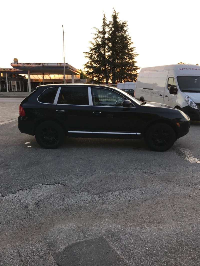 Porsche Cayenne 3.2 ГАЗ, снимка 8 - Автомобили и джипове - 53531240