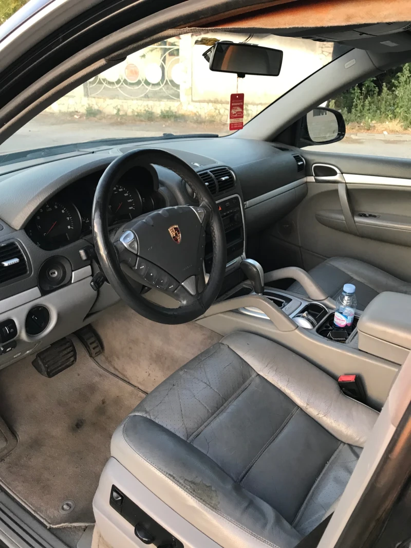 Porsche Cayenne 3.2 ГАЗ, снимка 10 - Автомобили и джипове - 53531240