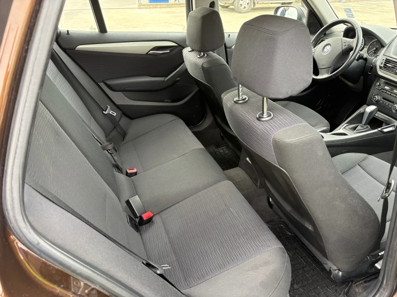 BMW X1 18d, снимка 10 - Автомобили и джипове - 53598549