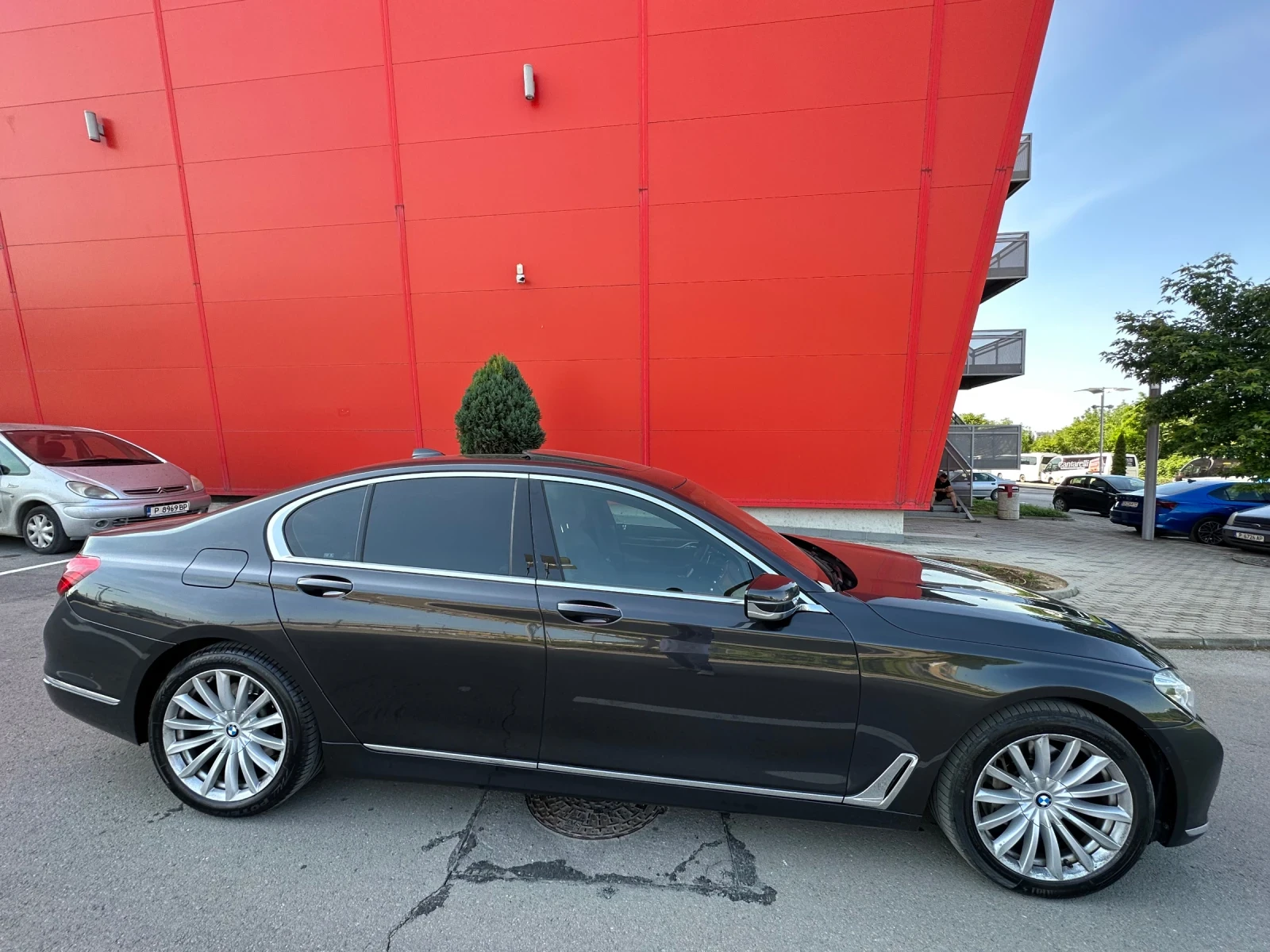 BMW 730 xD* Вакум* Масаж* Lasser - изображение 4