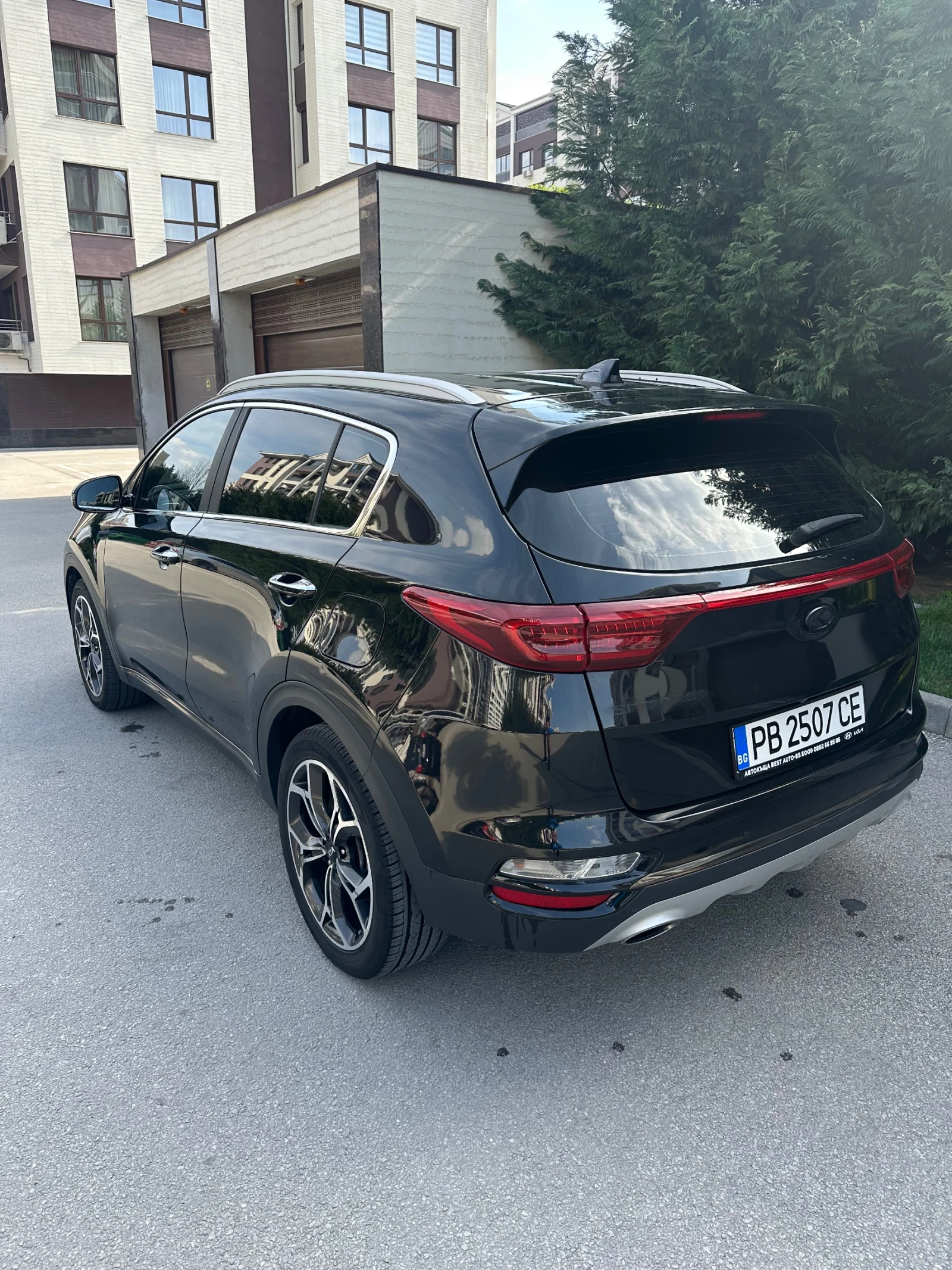 Kia Sportage, снимка 5 - Автомобили и джипове - 53892655