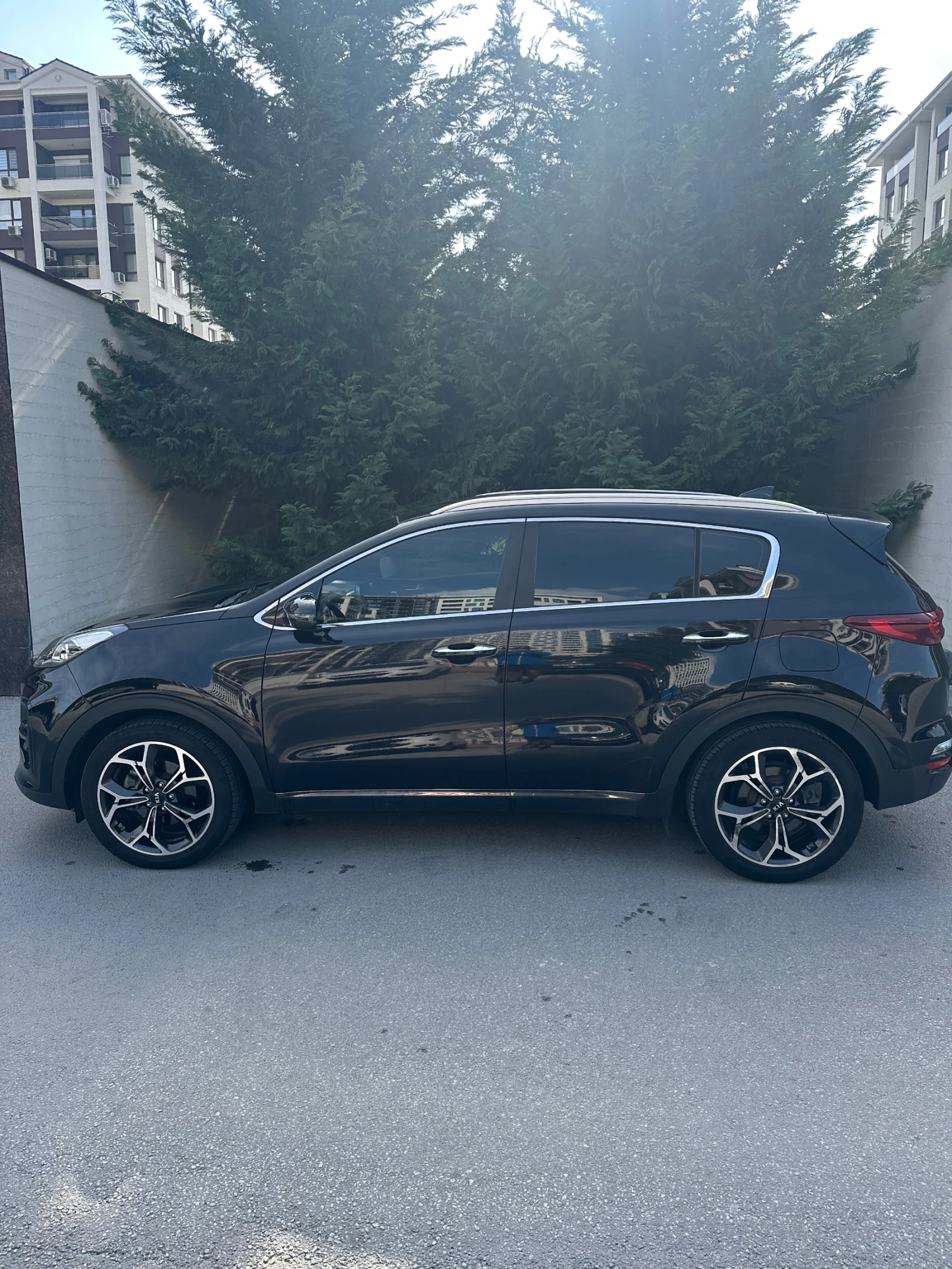 Kia Sportage, снимка 8 - Автомобили и джипове - 53892655