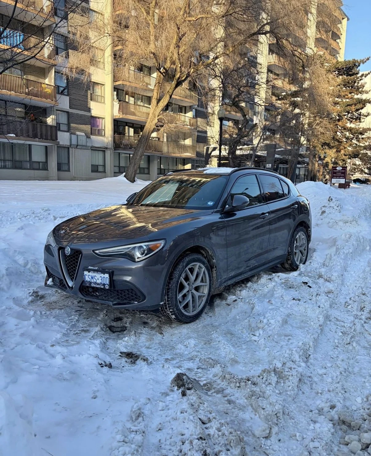 Alfa Romeo Stelvio TI SPORT / HARMON KARDON / DISTRONIC / CARFAX /