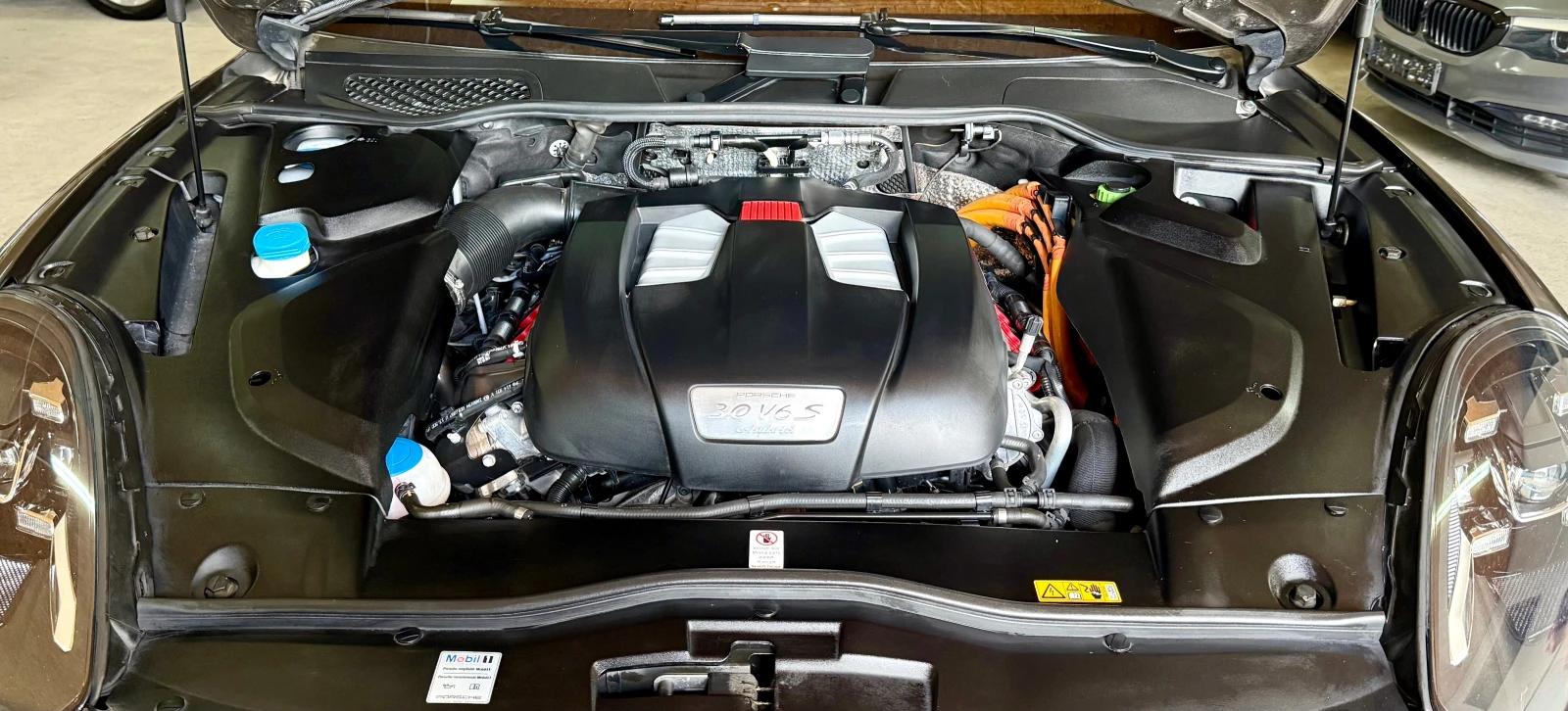 Porsche Cayenne S E-Hybrid 3.0 V6 416 к.с. 4x4 FACELIFT, снимка 2 - Автомобили и джипове - 54579133