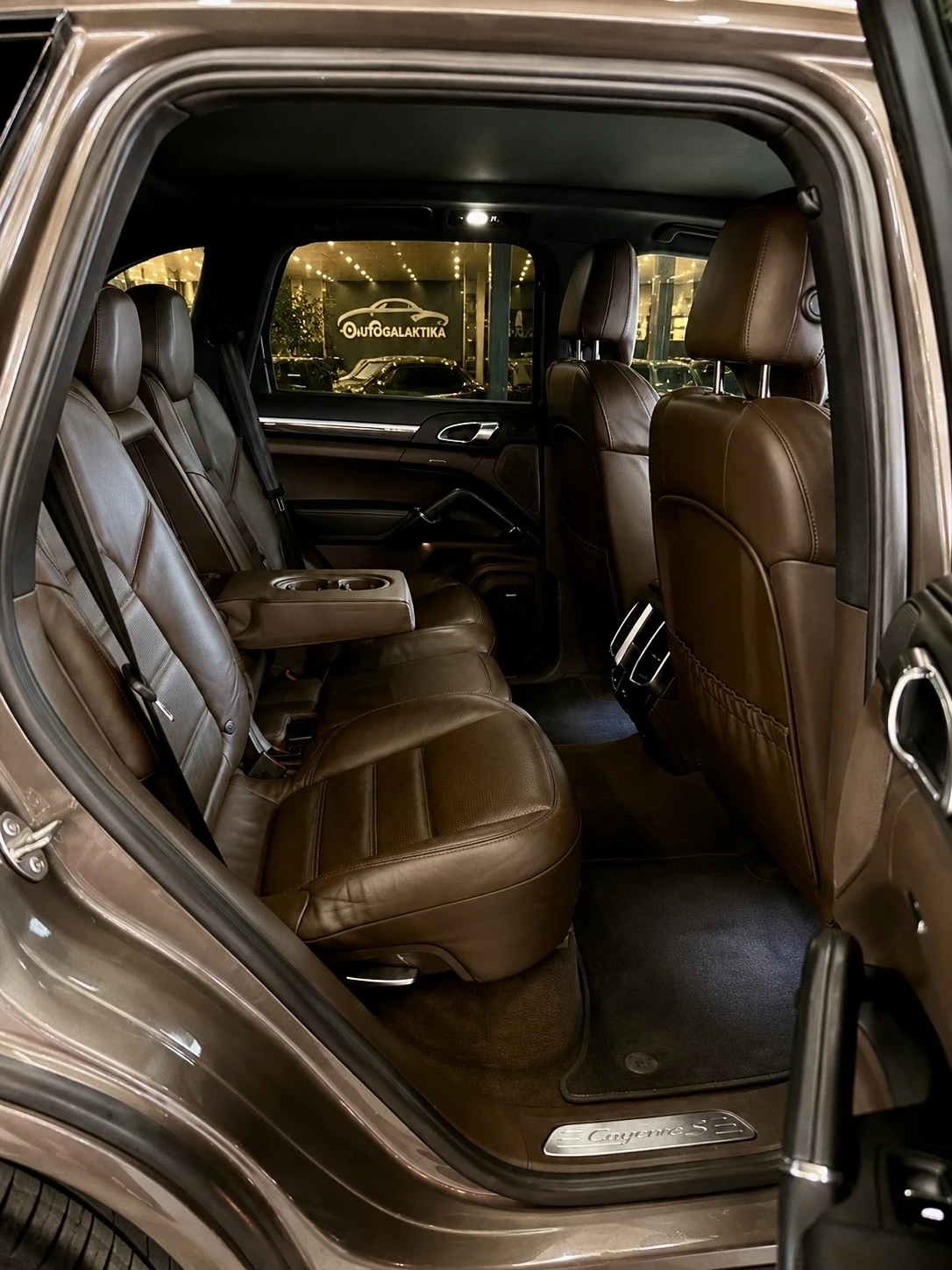 Porsche Cayenne S E-Hybrid 3.0 V6 416 к.с. 4x4 FACELIFT, снимка 8 - Автомобили и джипове - 54579133