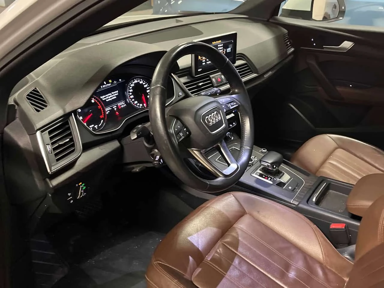 Audi Q5 * Progressiv * CARFAX * ОПЦИЯ ЗА ФИНАНСИРАНЕ , снимка 5 - Автомобили и джипове - 55468317