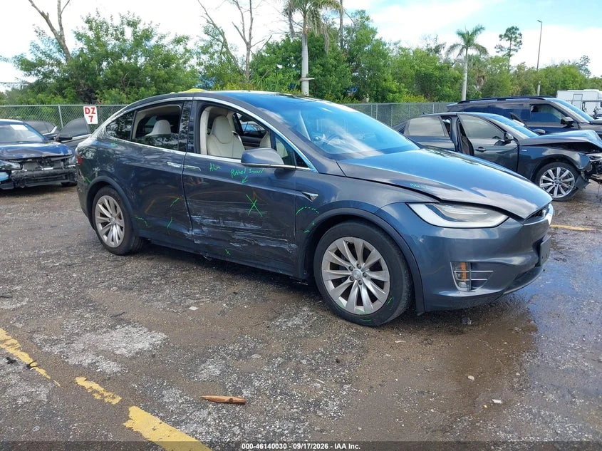 Tesla Model X 100D/75D/P100D