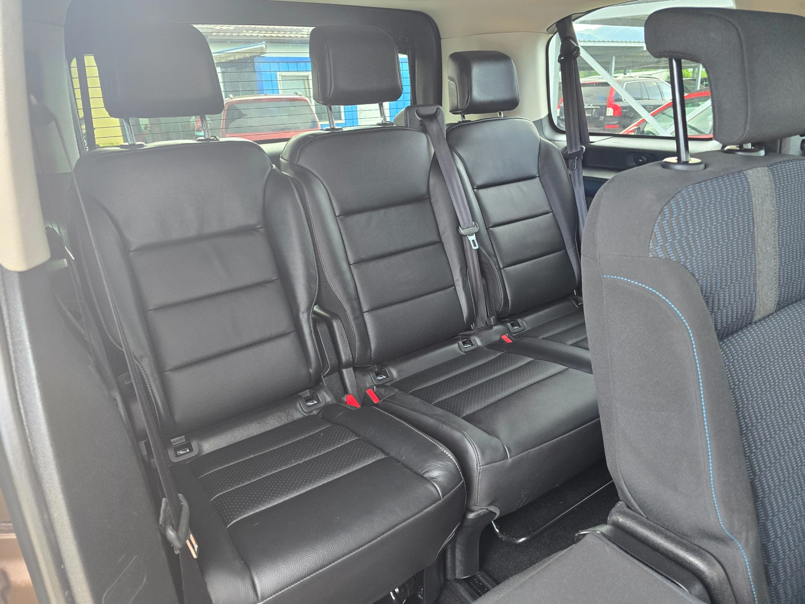 Peugeot Traveller 2, 0 HDI 150кс.НАВИГАЦИЯ !! 8 МЕСТА !!, снимка 15 - Бусове и автобуси - 54806798