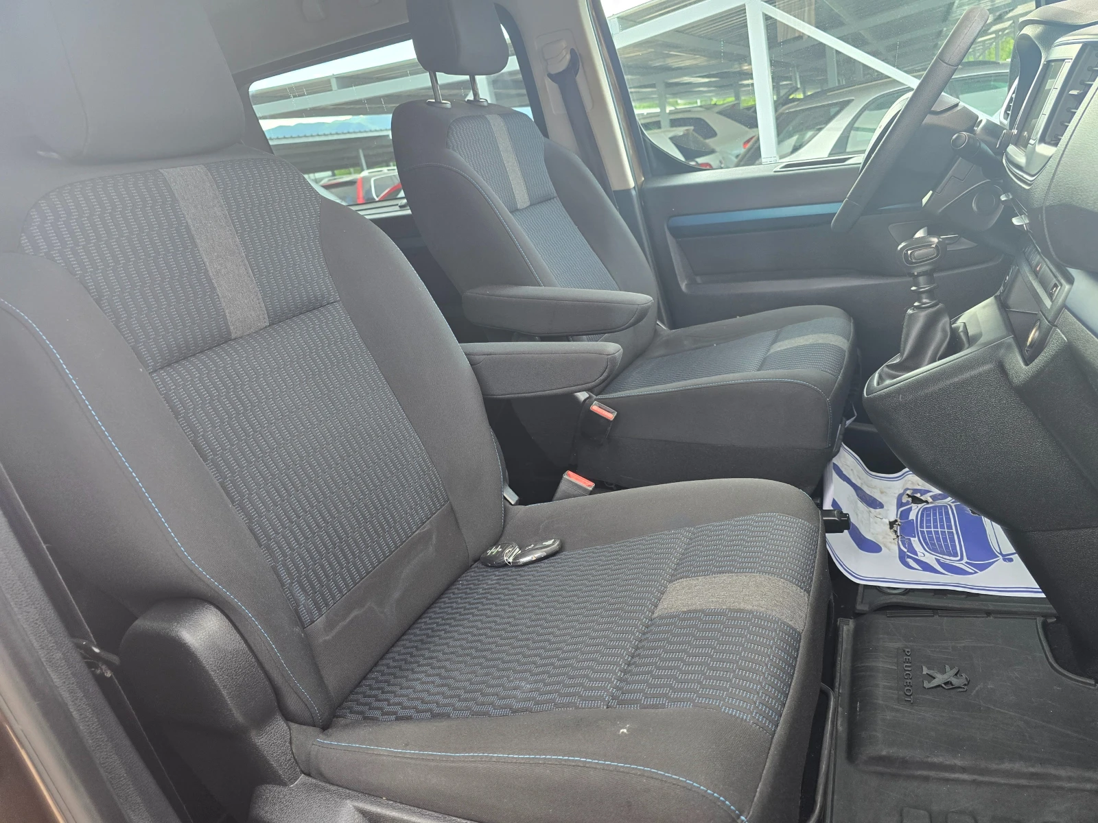 Peugeot Traveller 2, 0 HDI 150кс.НАВИГАЦИЯ !! 8 МЕСТА !!, снимка 16 - Бусове и автобуси - 54806798