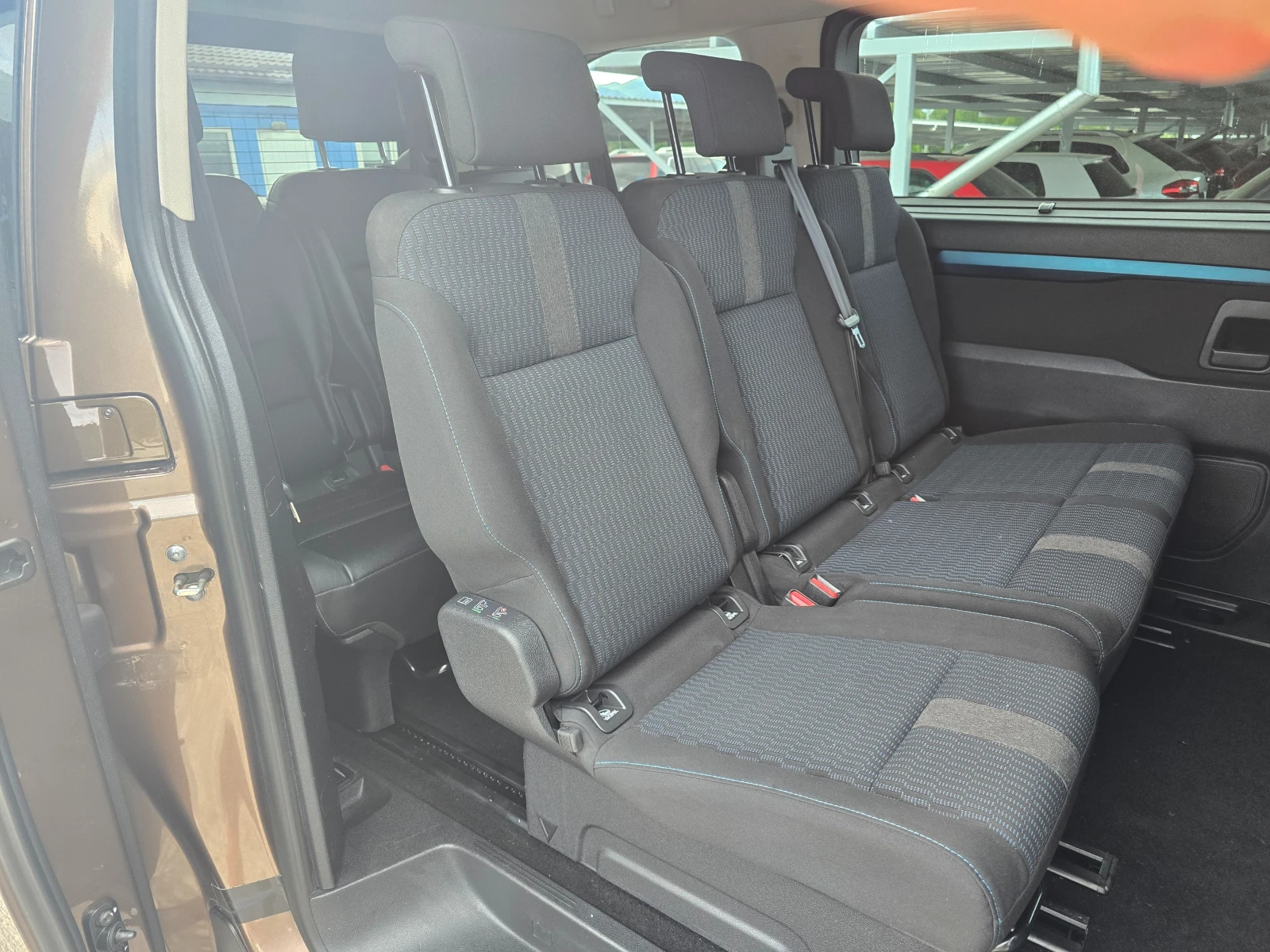 Peugeot Traveller 2, 0 HDI 150кс.НАВИГАЦИЯ !! 8 МЕСТА !!, снимка 14 - Бусове и автобуси - 54806798