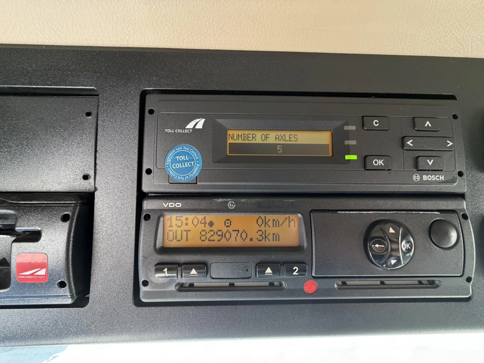 Mercedes-Benz Actros 2542 Хенгер, снимка 13 - Камиони - 54508391